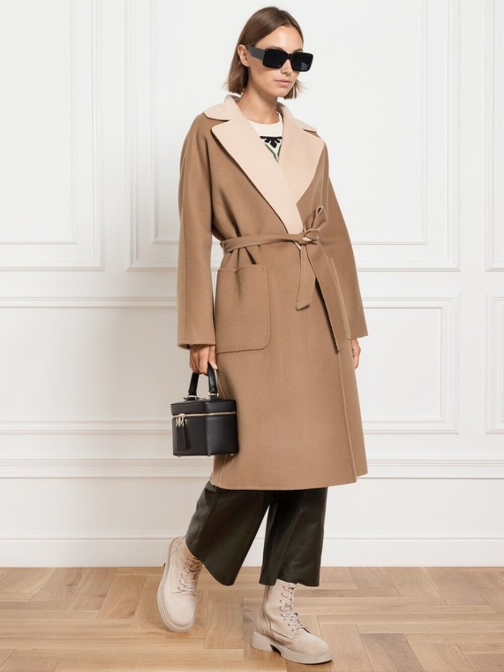 MAX MARA WEEKEND Two-sided coat made of wool. Size 2